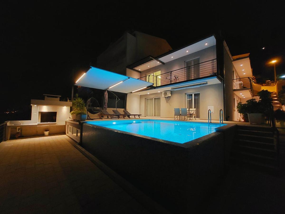 Apartment With Private Pool "Patricia" มาคาร์สกา ภายนอก รูปภาพ